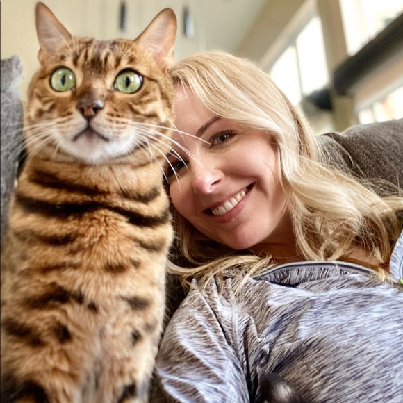 *♥️* to bookmark my closet! - Picture 1 of 2